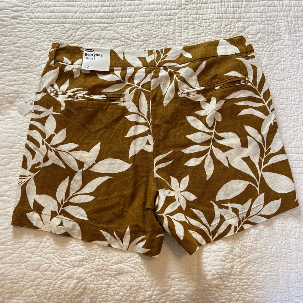OLD NAVY Everyday short 5” Linen Hawaiian Floral Flat front Short NEW Sz 12 - Picture 3 of 8